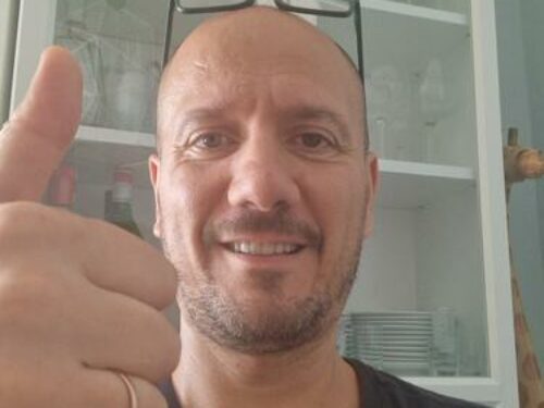 Franciss envia-lhe um agradecimento personalizado 🌍👓👀